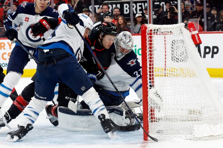 Les nouveaux arrivants Mark Jankowski, Logan Stankoven ont conduit les Hurricanes à une victoire 4-2 contre les Jets