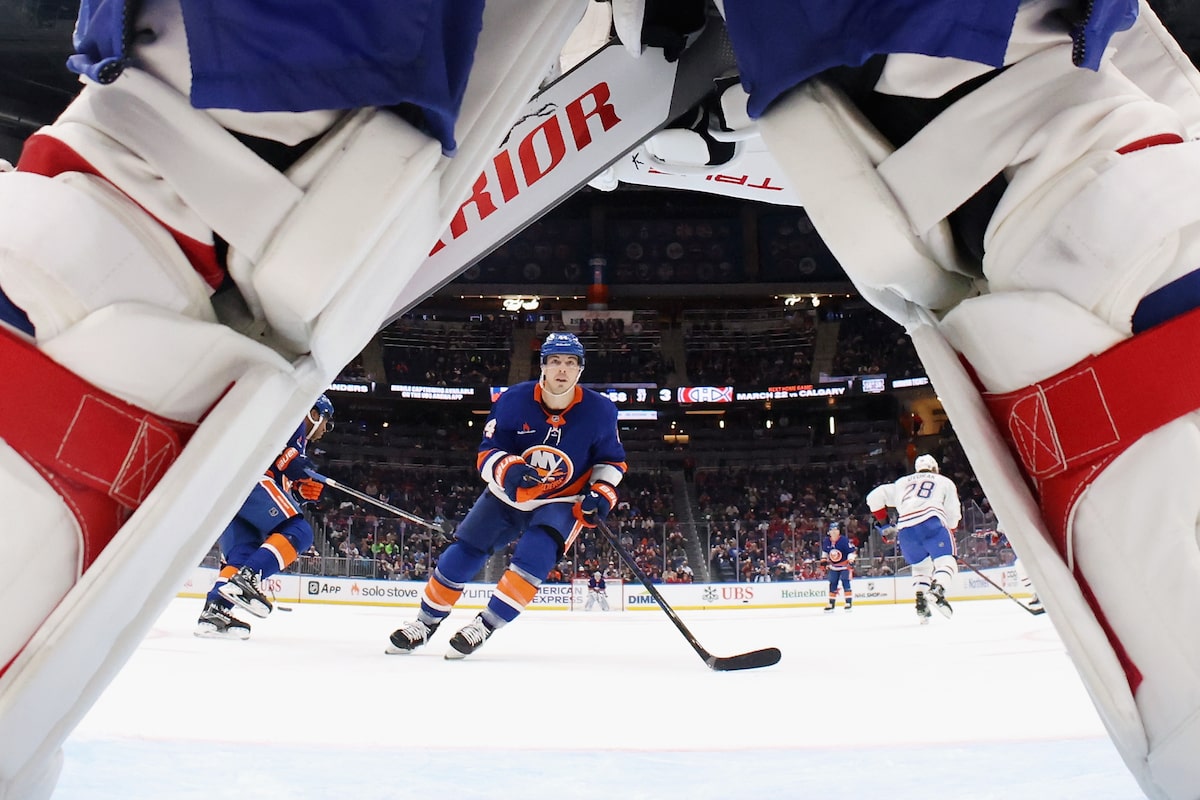 L'objectif d'heures supplémentaires de Horvat et les 38 arrêts de Sorokin et deux aides élèvent les Islanders à 4-3 victoires contre les Canadiens