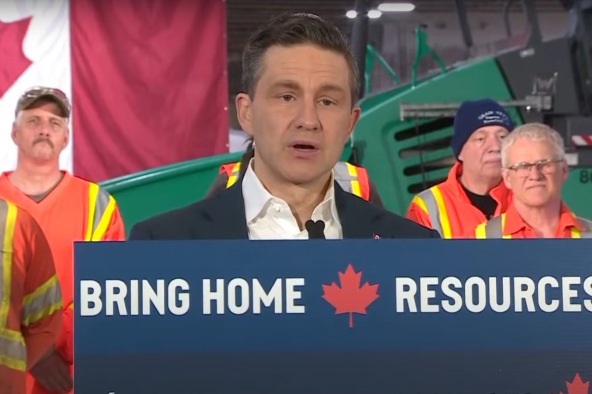 Poilievre veut accélérer les approbations pour l'exploitation minière dans le ring de feu