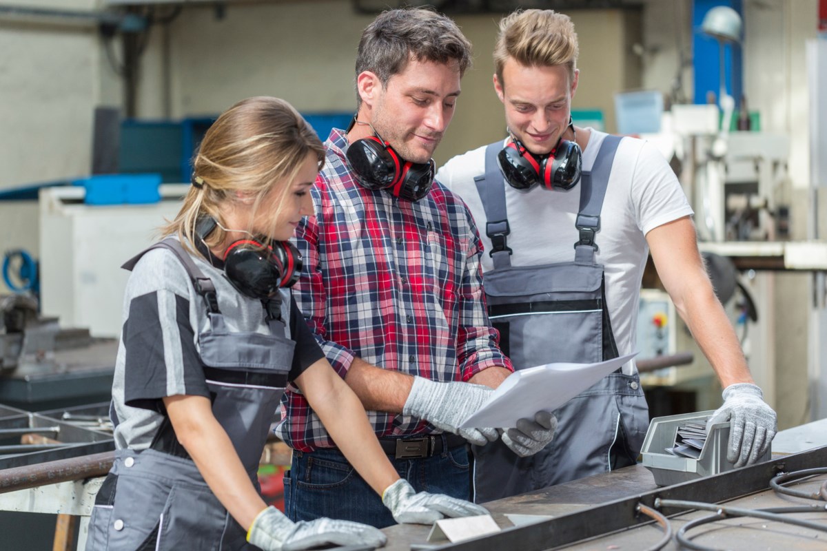 Programmes d'apprentissage attirant plus de personnes dans des carrières commerciales