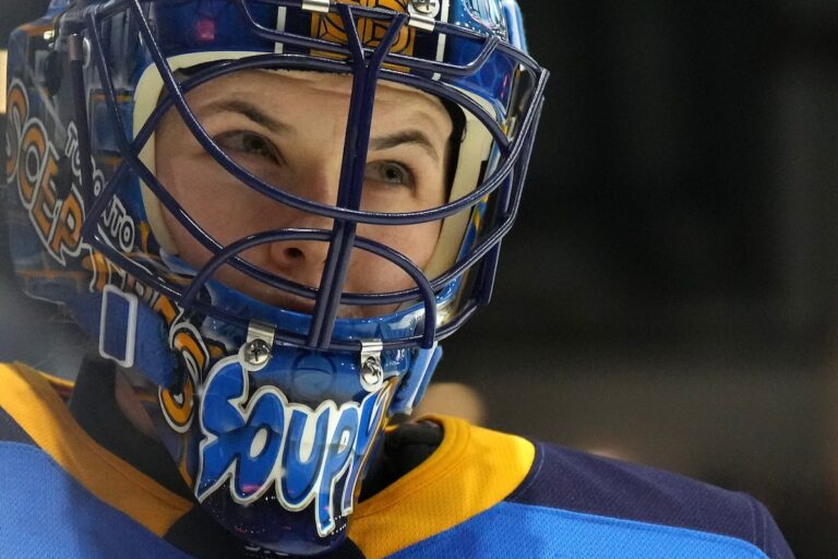 Sceptres marque quatre buts en troisième période de 4-2 victoire sur Fleet