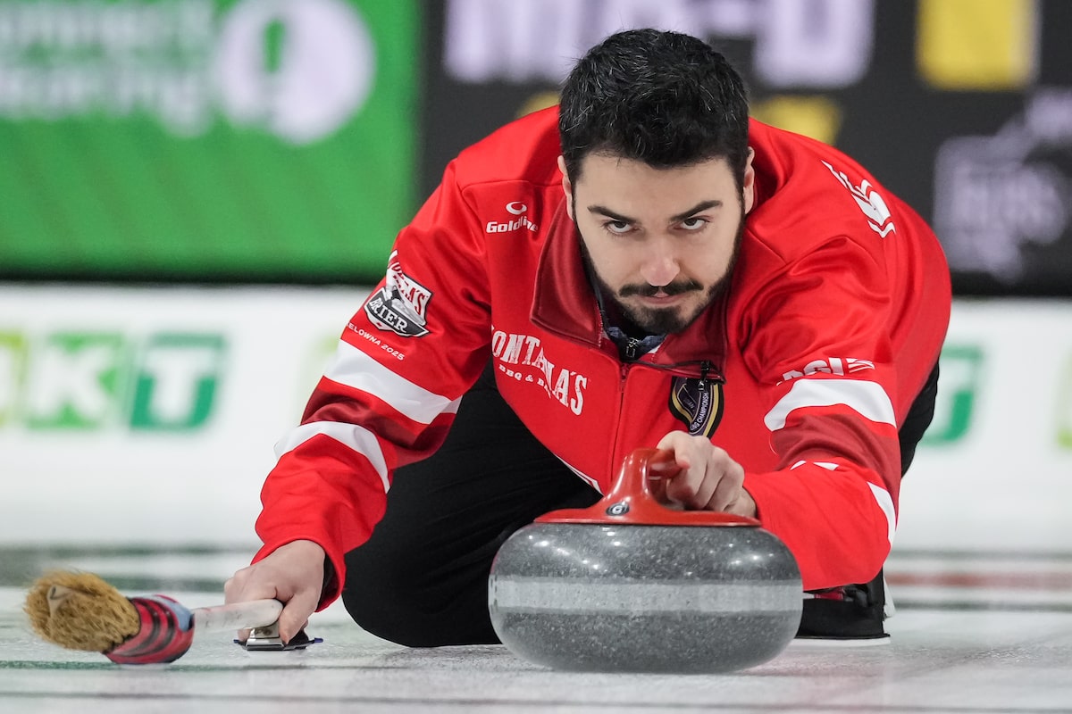 Terre-Neuve et Labrador sauter Ty Dilillo un étudiant en hockey et son histoire