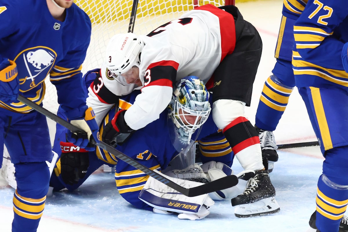 Thompson marque le but du départ, l'entraîneur Ruff atteint 600 victoires en carrière avec Sabres en victoire 3-2 contre les sénateurs