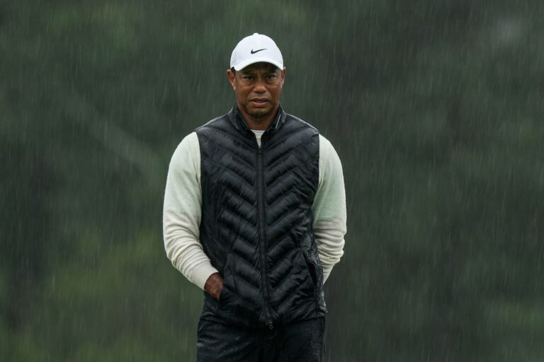 Tiger Woods fait face à une autre blessure et une autre année perdue. Le golf a-t-il vu le dernier de lui?