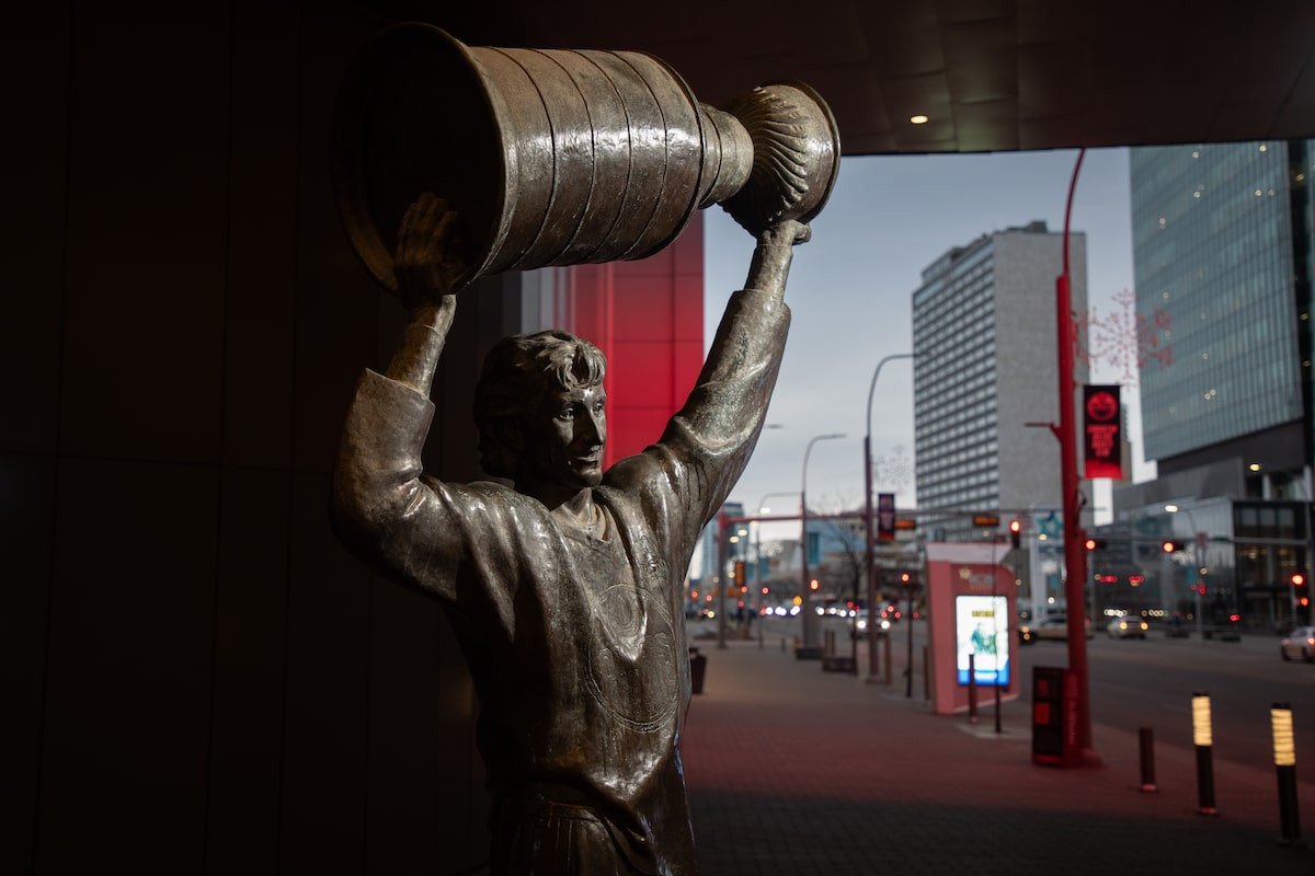 Trouble à Gretzkyville: Pour la première fois, le Grand se retrouve évité par les fans d'Edmonton