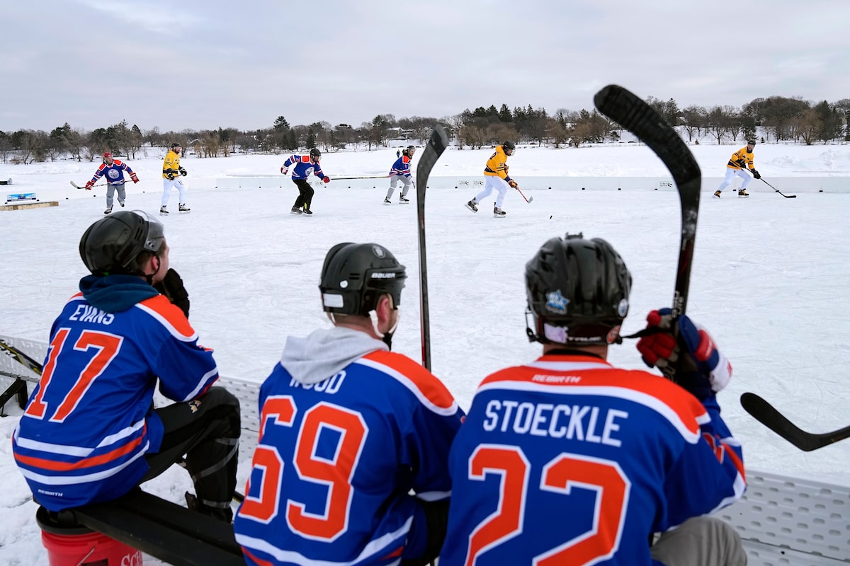 Trump Tariff Tumult a des ondulations pour les articles de sport, met un équipement de hockey coûteux dans la randonnée des prix