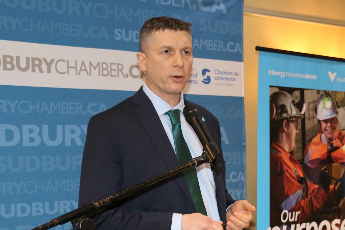 Vale «attendra et verra» avant d'agir sur des tarifs commerciaux