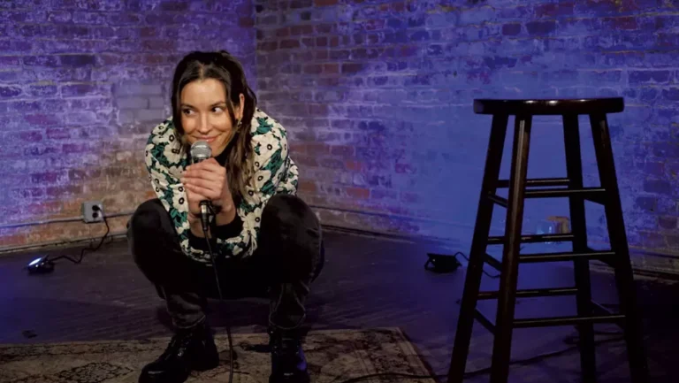 Soundbites: Le comédien Carmen Lagala rit de l'obscurité