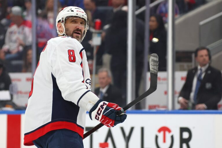 Alexander Ovechkin bat le record de buts de la LNH de Wayne Gretzky