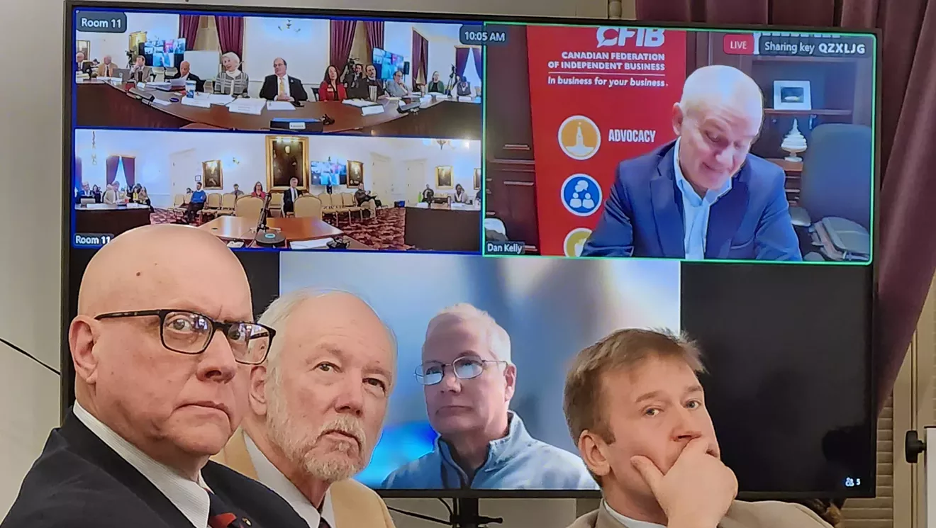 WHUPLASH: les entreprises du Vermont dénoncent les tarifs en plein essor,