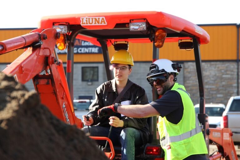 Formation des travailleurs de la construction réservée aux femmes offerte sans frais