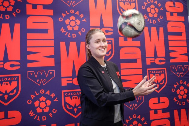Jouer le premier jeu NSL «un privilège» pour Vancouver Rise et Calgary Wild