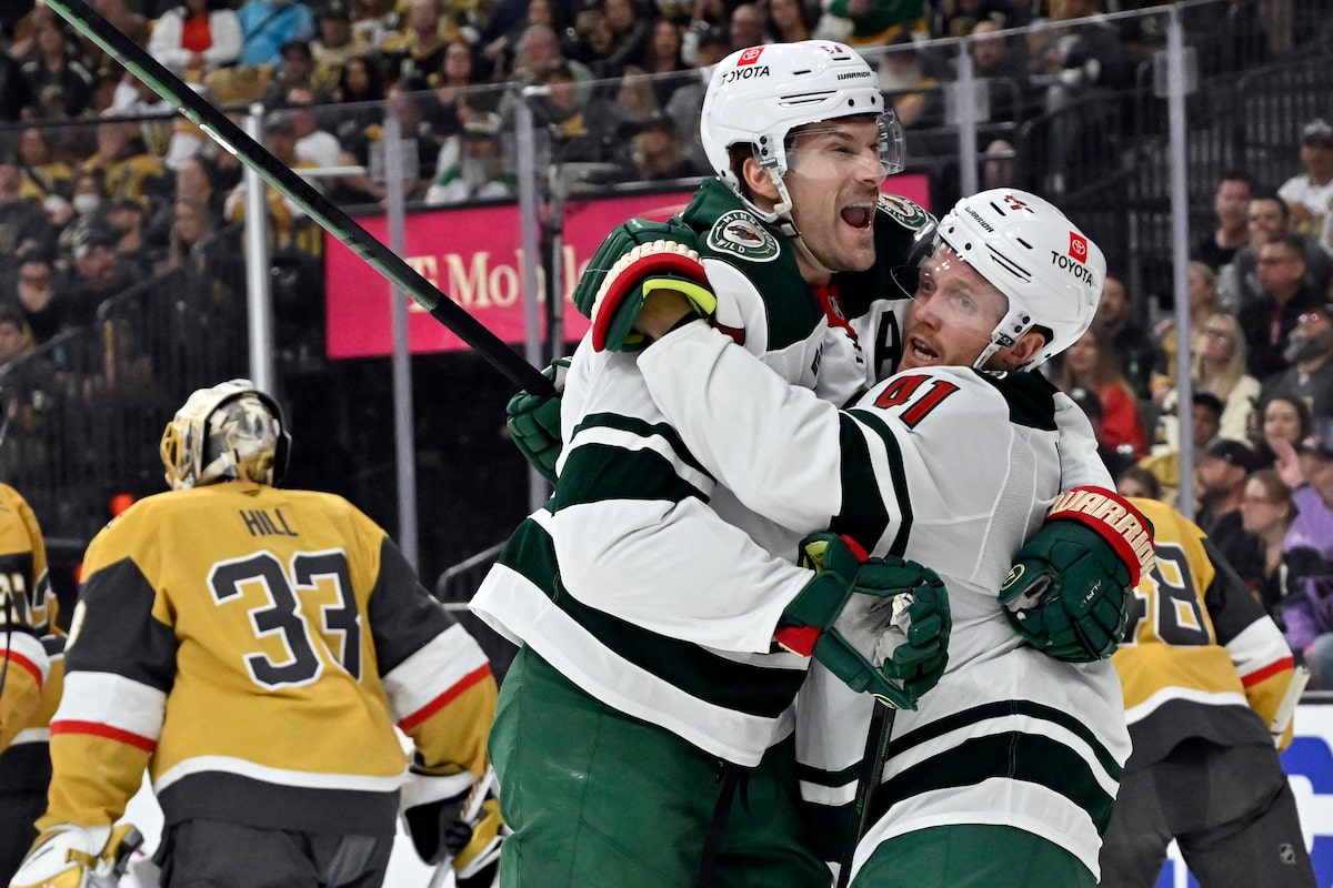 Kaprizov ne retient que trois points, Wild Beat Knights 5-2 pour égaliser la série 1-1
