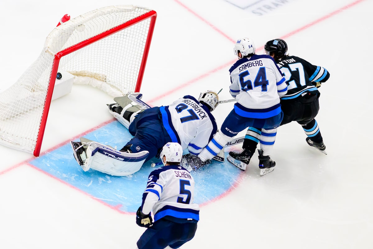 Keller, Hayton a conduit Utah à une victoire 4-1 sur les Jets de Winnipeg de la NHL