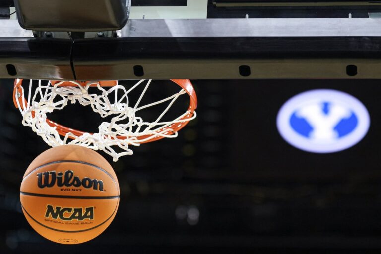 L'audience sur le point de repère de 2,8 milliards de dollars NCAA pourrait enfermer les changements sismiques pour les sports universitaires