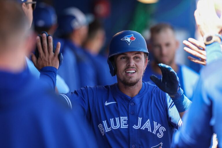 Le `` canon '' de Barger aide les Jays à réduire le boom des marins
