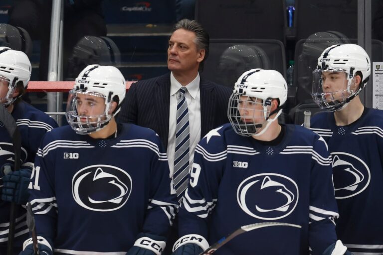 Le champion en titre Denver Tops Frozen 4 Field suivi de BU et des nouveaux arrivants Penn State, Western Michigan