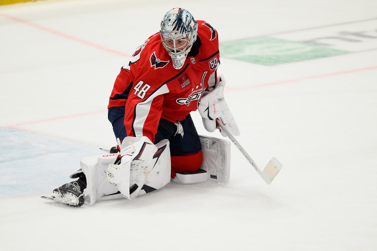 Le superbe gardien de but de Logan Thompson met les Capitals 2-0 sur les Canadiens dans la série