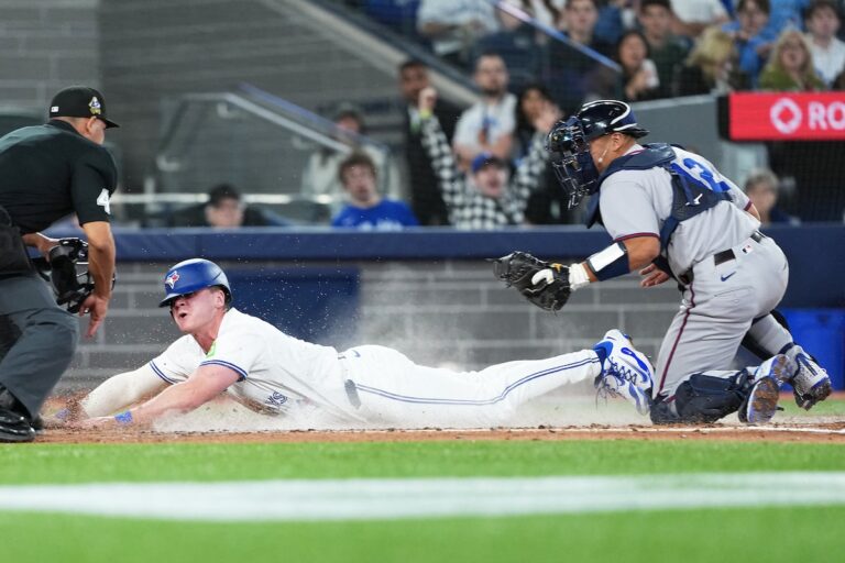 Le voltigeur des Blue Jays Alan Roden profite de son opportunité