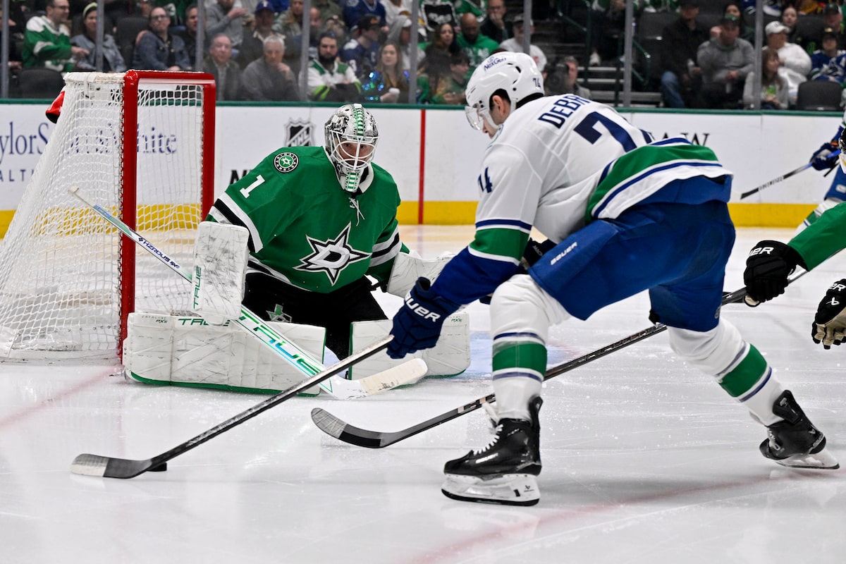 Les Canucks font l'histoire de la LNH avec trois buts dans la dernière minute de la réglementation, Beat Stars 6-5 en OT