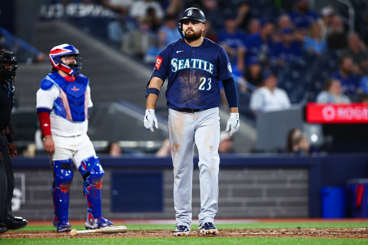 Les Mariners de Seattle battent Toronto Blue Jays 8-4 alors que Tellez frappe le Grand Chelem