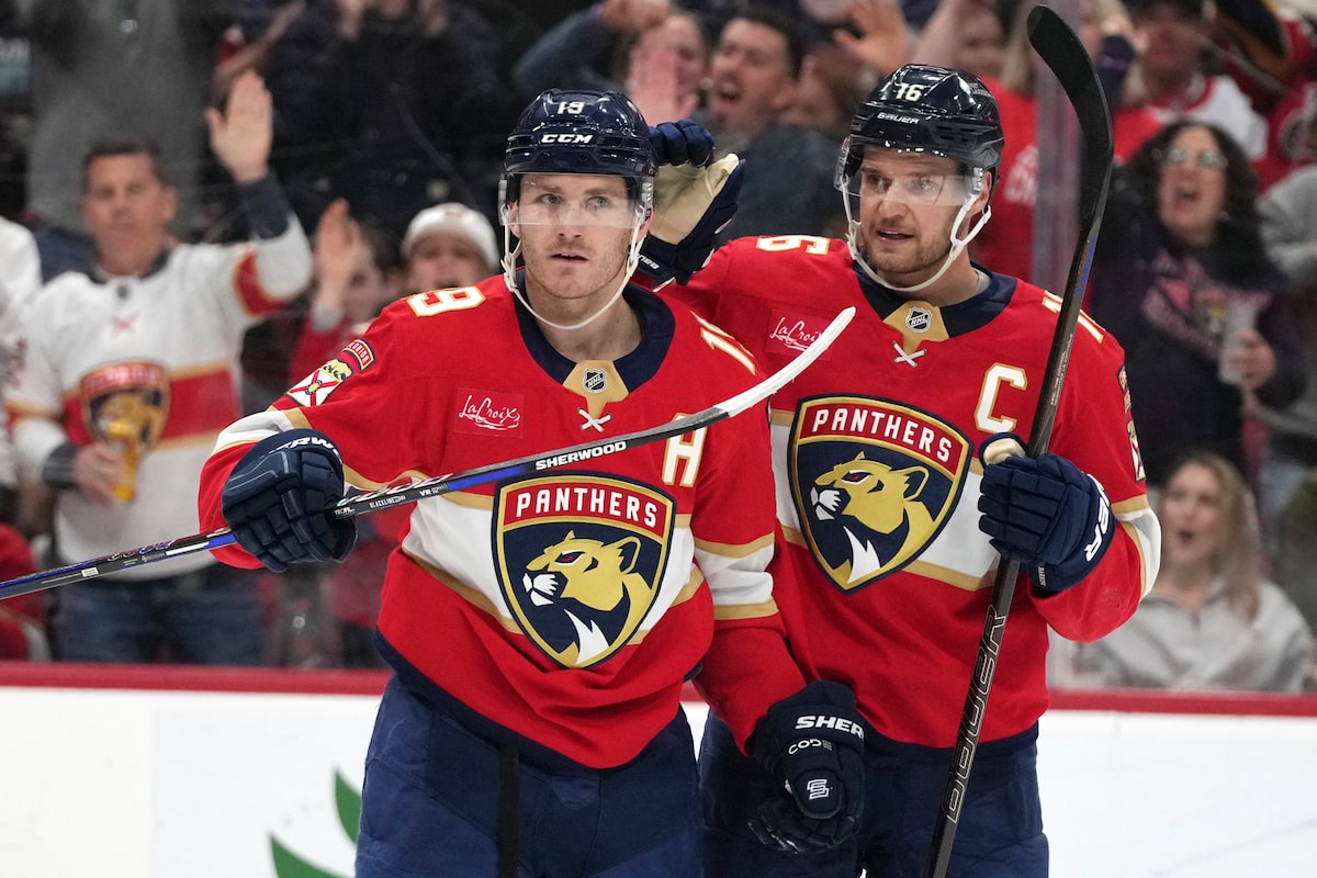 Les Panthers disent que le statut de Matthew Tkachuk pour le match 1 contre Tampa Bay ne sera pas décidé avant mardi
