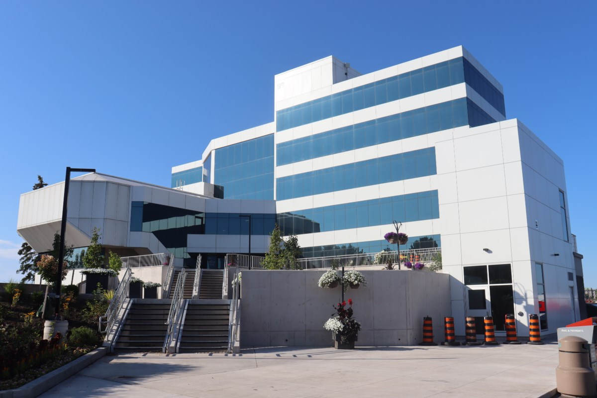 Sault forge à venir avec l'intention d'amener 1 500 nouvelles familles ici en cinq ans