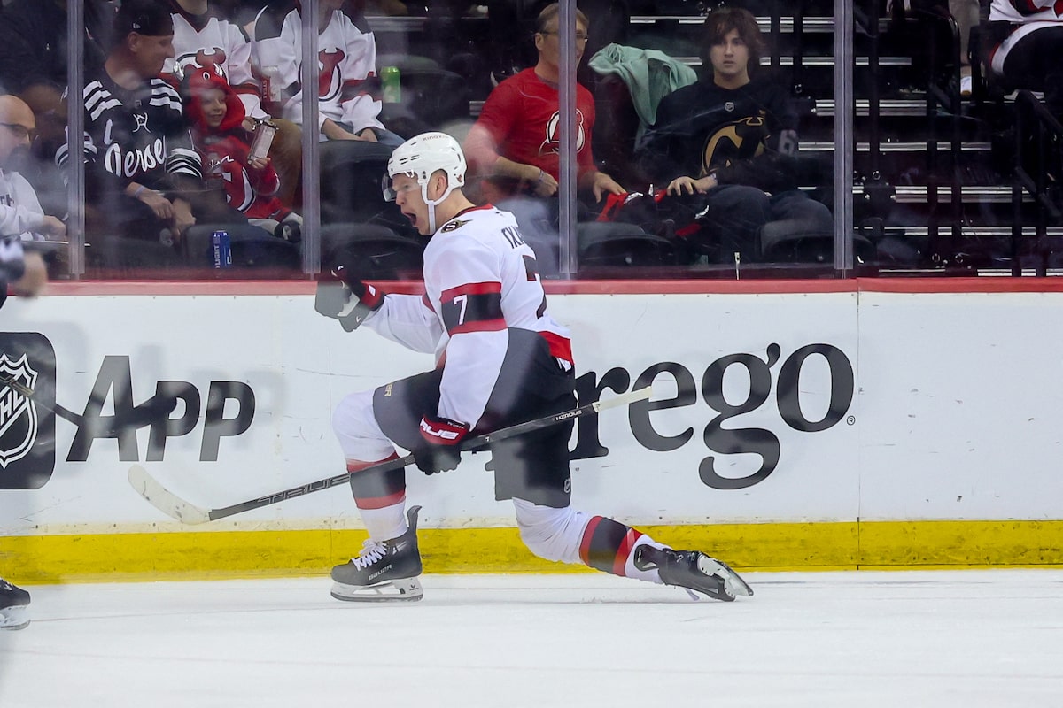 Ses longues séries éliminatoires, Brady Tkachuk se retrouve première dans les séries éliminatoires