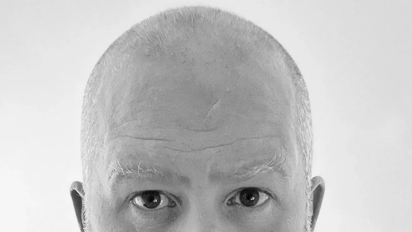 `` Night Swimming '' d'Aaron Starmer - Lettre d'amour à un art perdu