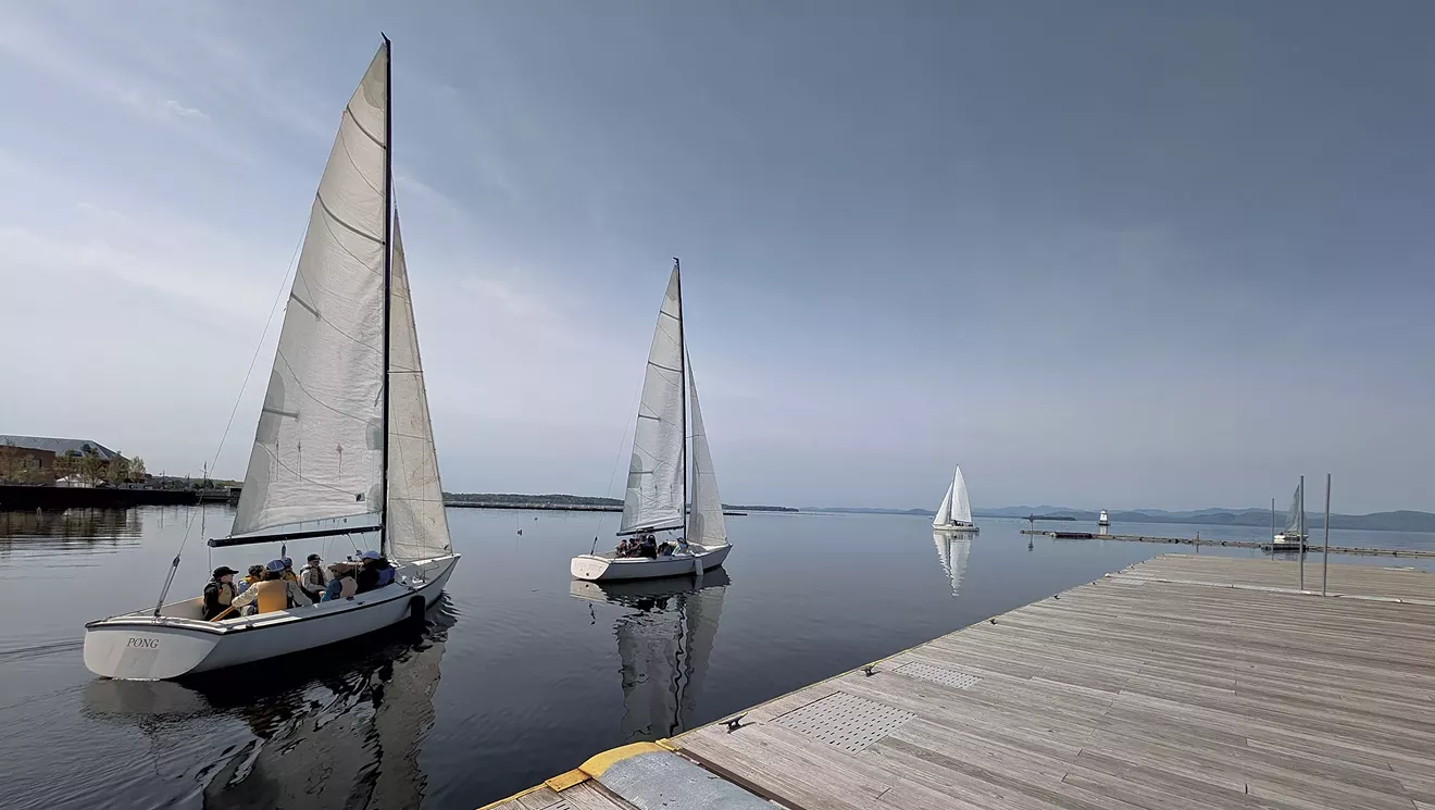 Le centre de voile communautaire de Burlington trouve des eaux plus calmes