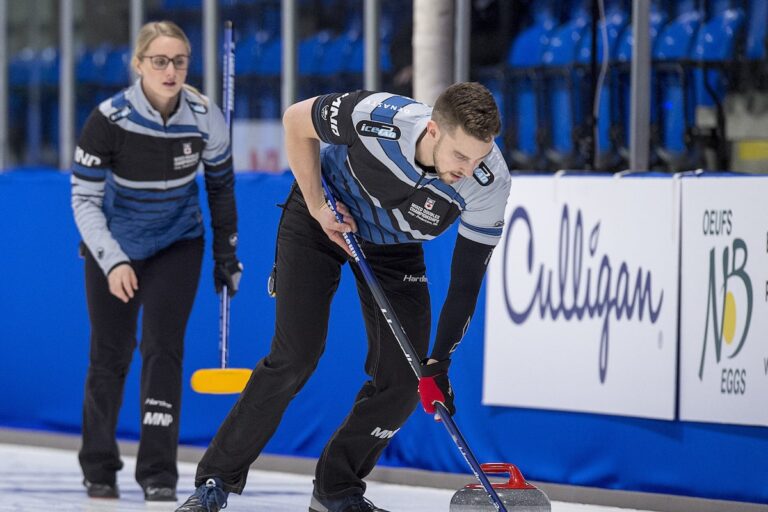 Curlers Jocelyn Peterman, Brett Gallant First Athlètes nommé dans l'équipe olympique du Canada en 2026