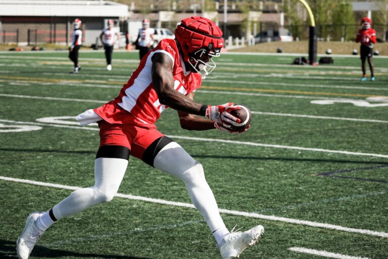 Ensemble, Vernon Adams Jr. et Dominique Rhymes se réunissent en tant que tirecteurs de Calgary