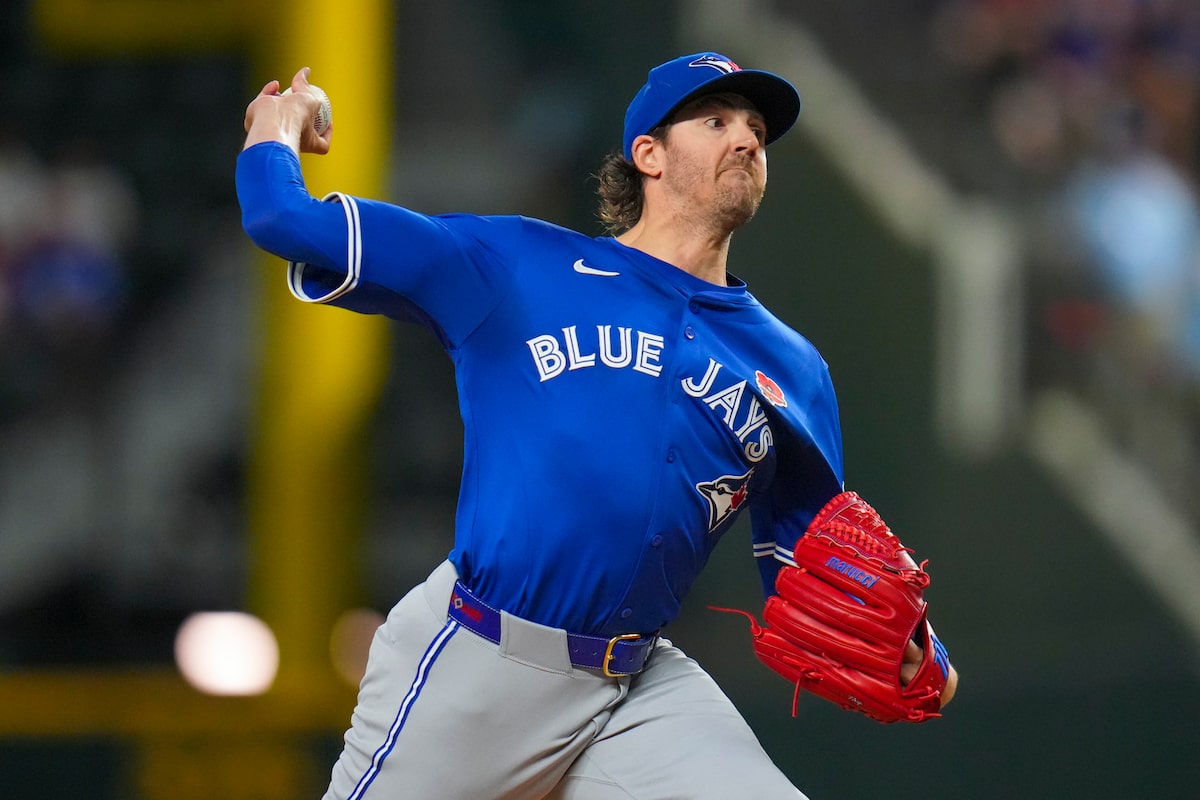 Gausman pitch 8 manches et Varsho Homers alors que Blue Jays battait les Rangers 2-1