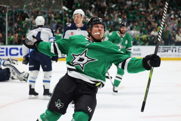 Granlund brille pour des étoiles en pleine augmentation avec un truc de chapeau en 3-1 victoire sur les jets