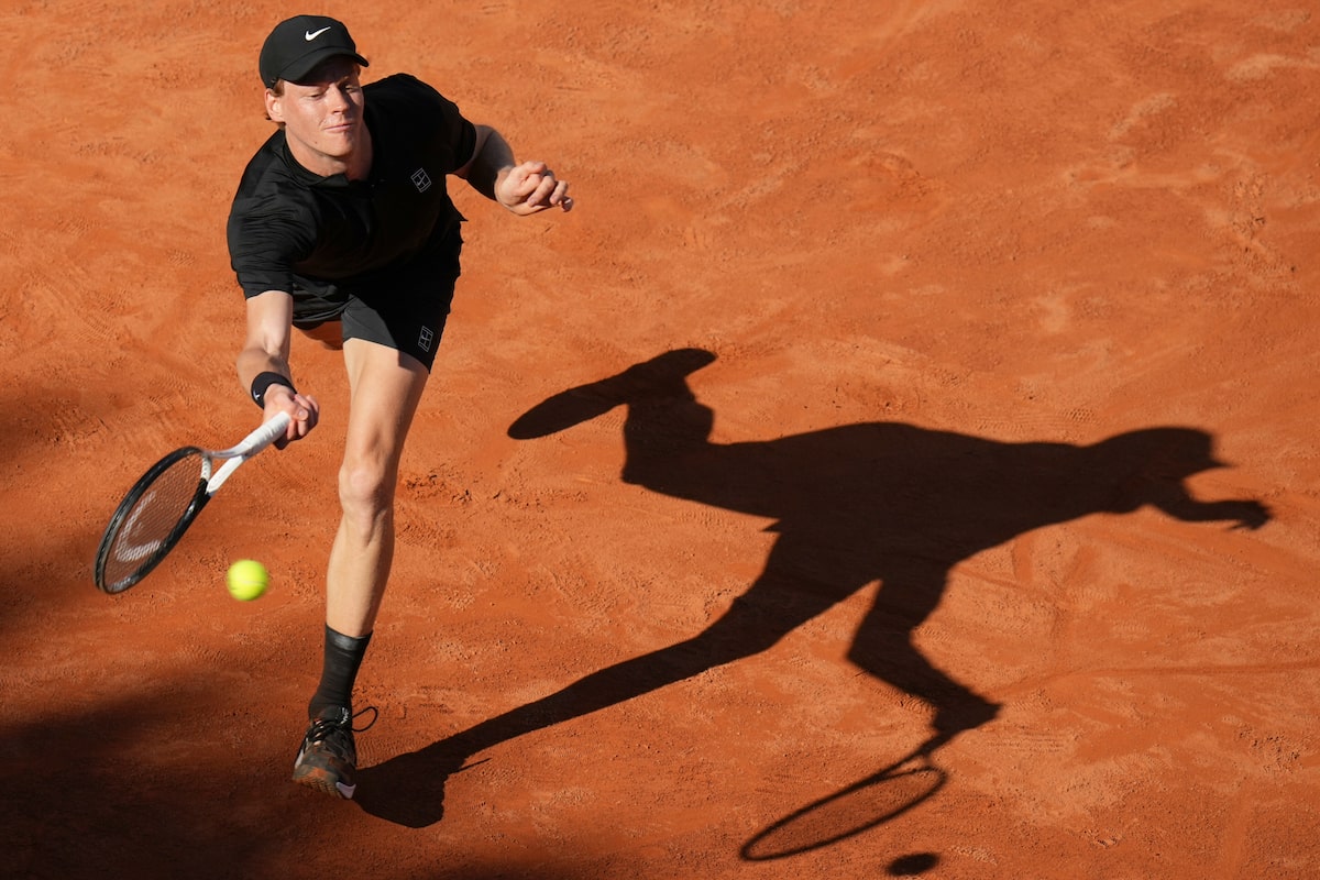 Jannik Sinner surmonte la «Big Drop» dans le niveau du deuxième match de Doping Ban à Italian Open