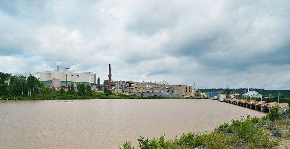 `` La porte est ouverte '' au nouveau développement multimodal dans l'ancien moulin d'Iroquois Falls