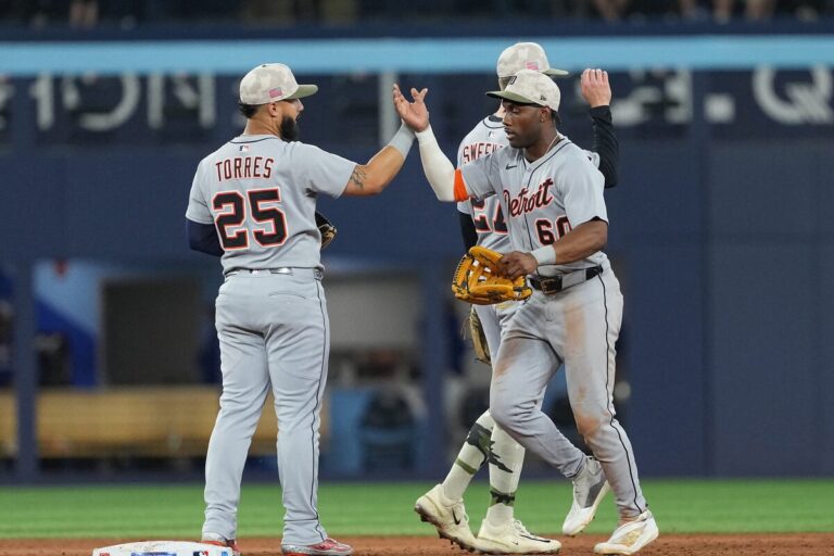 L'effort de trois-RBI de Spencer Torkelson mène les meilleurs tigres MLB-Best Blue Jays 3-2