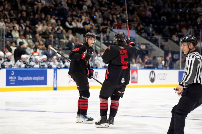 Les Wildcats avancent en demi-finale de la Coupe du Memorial avec une victoire 6-2 sur Oceanic
