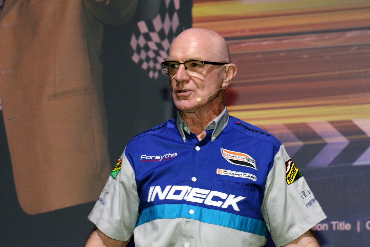 Les tragédies peuvent améliorer la sécurité, F1 Driver indique à Sudbury Mining Conference