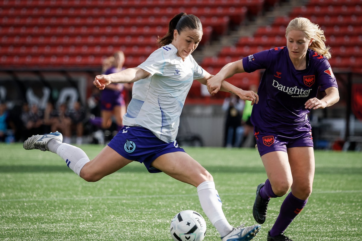 Pridham marque deux fois, Ottawa Rapid FC bat Vancouver Rise FC 3-0 dans NSL