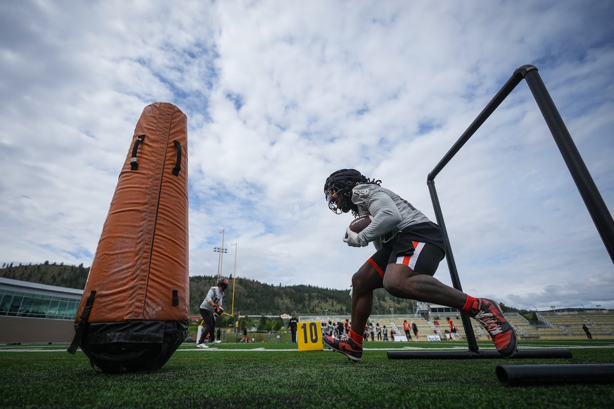 Retour à la Colombie-Britannique «Un beau bonjour» pour le porteur de ballon James Butler