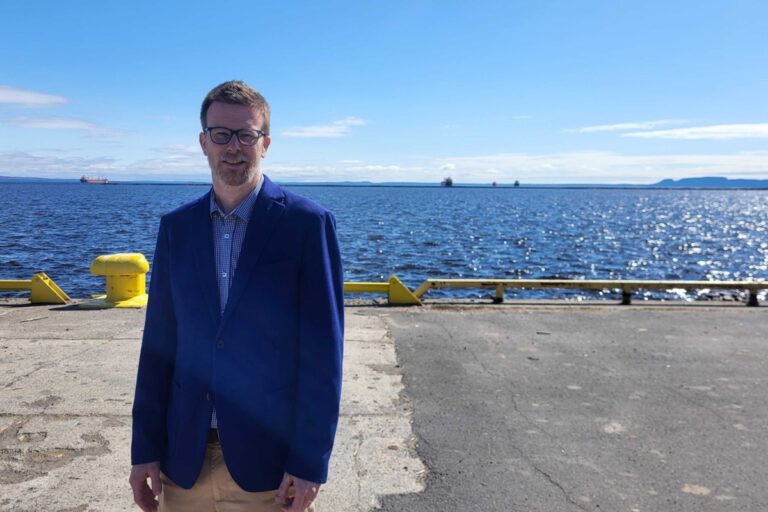 Trafic portant le port de Thunder Bay vers un démarrage fort