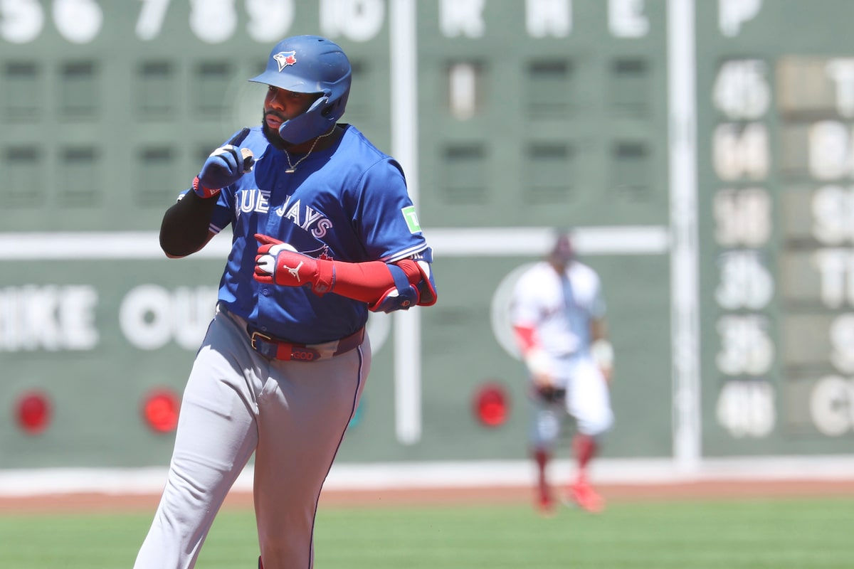 Barger, Guerrero Lead Blue Jays passé Red Sox