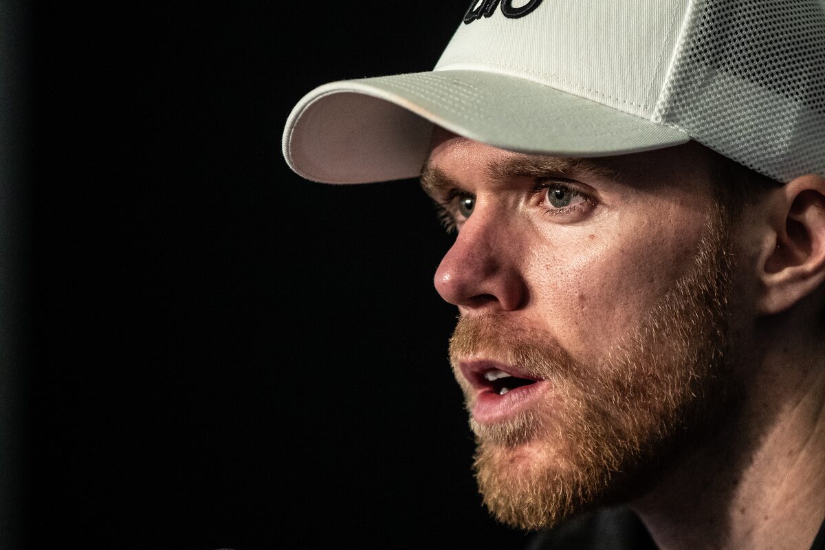 Connor McDavid ne précipitera pas la prolongation du contrat avec les Oilers, dit que la victoire est la priorité absolue