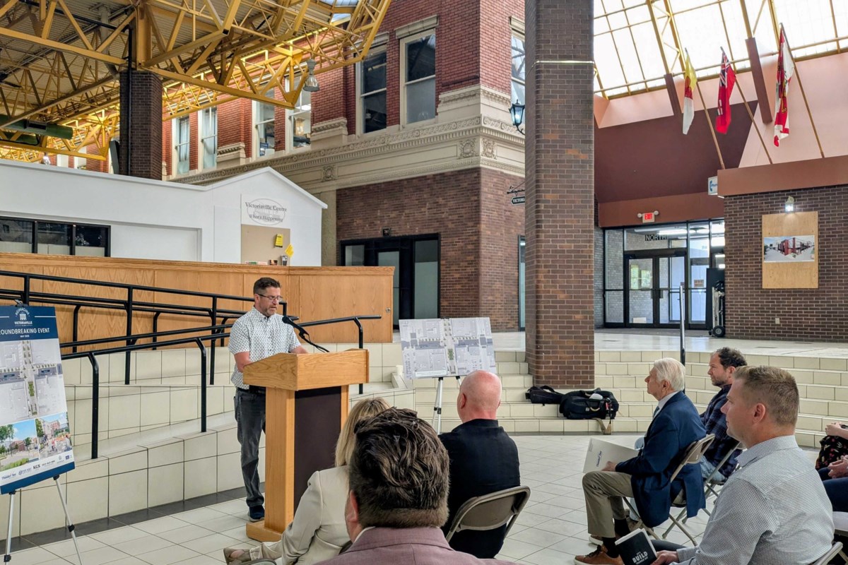 Demo du centre commercial du centre-ville de Thunder Bay commence
