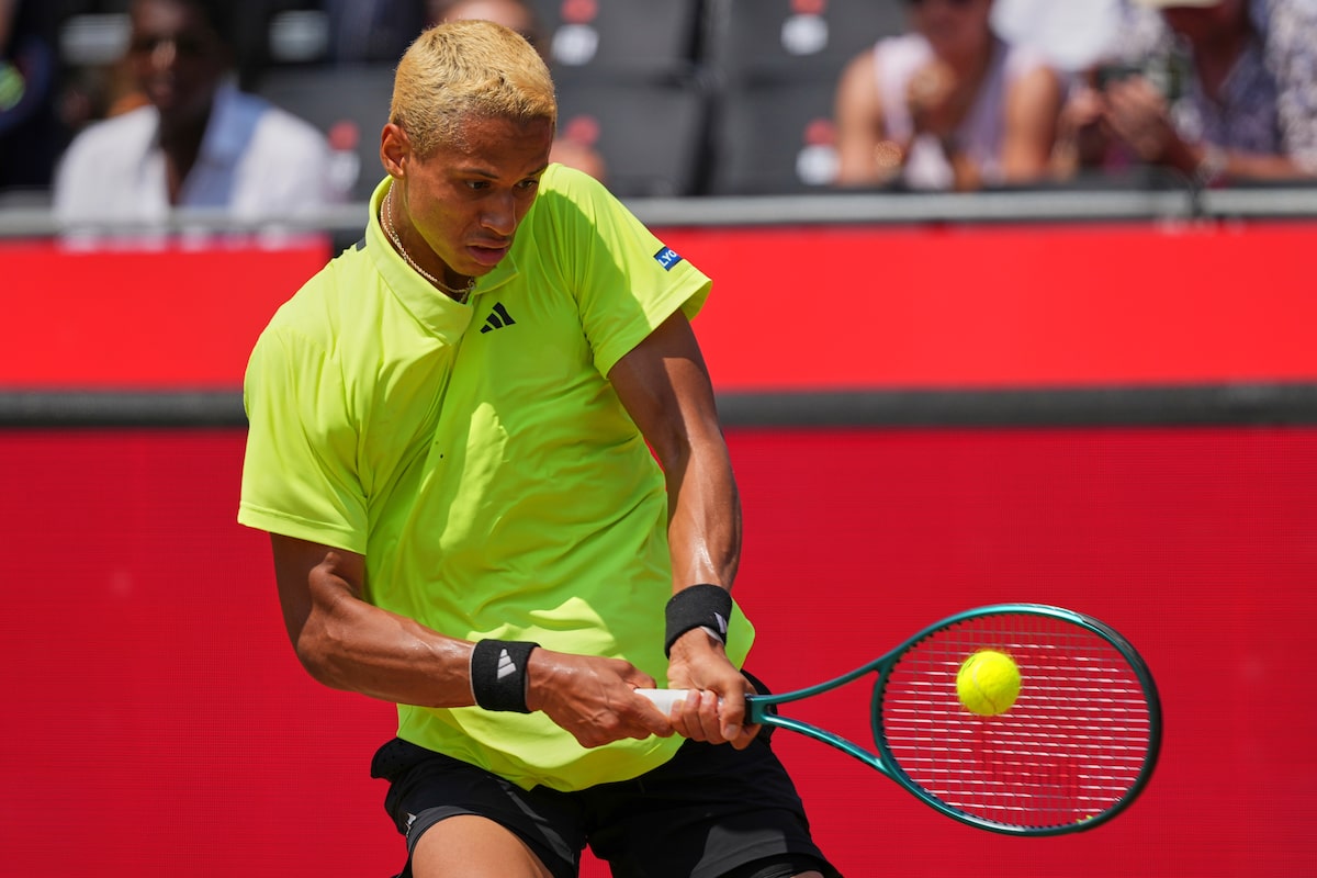 Diallo du Canada prend une autre victoire en herbe devant Wimbledon