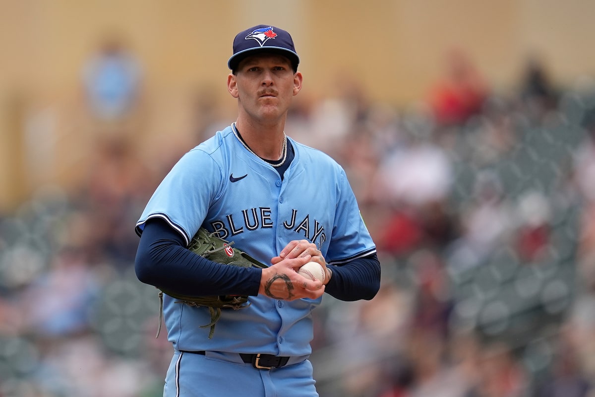 Jays Starter Francis va à la liste des blessés, releveur Swanson désigné pour affectation