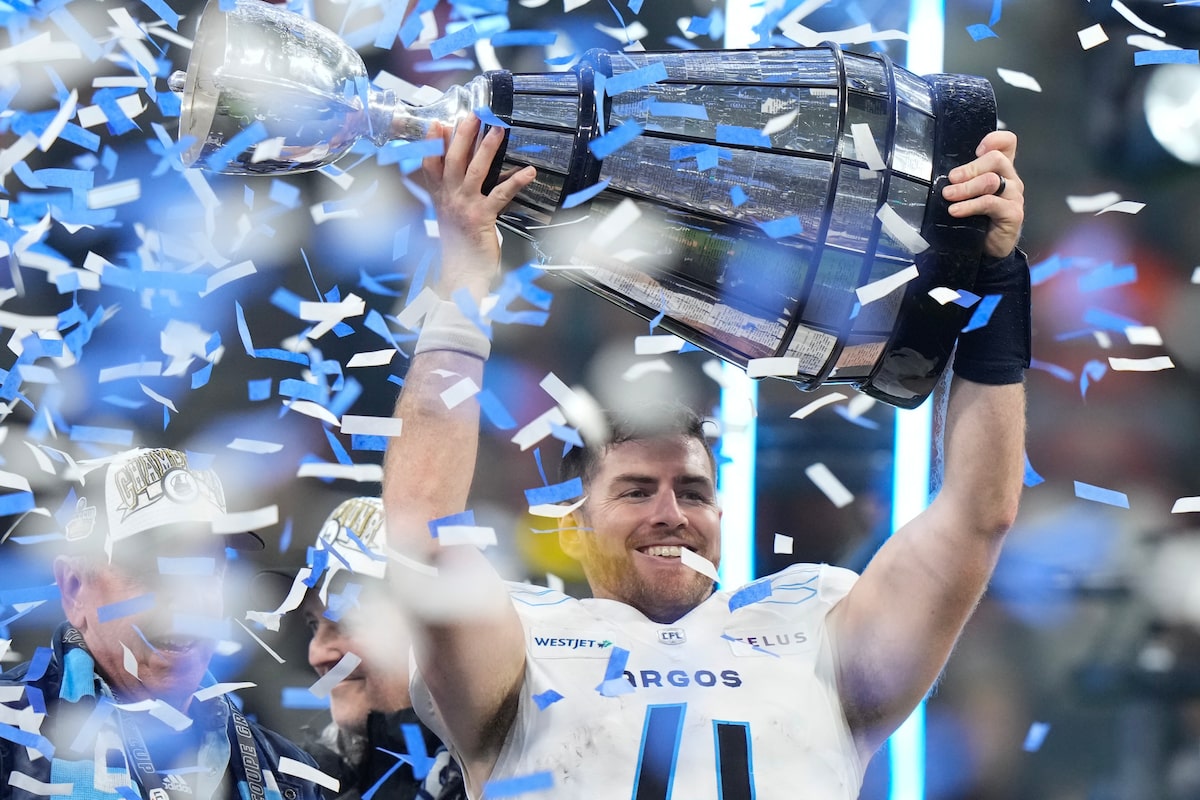 La profondeur QB s'étend sur la LCF à la LCF alors que le coup d'envoi de la saison se profile