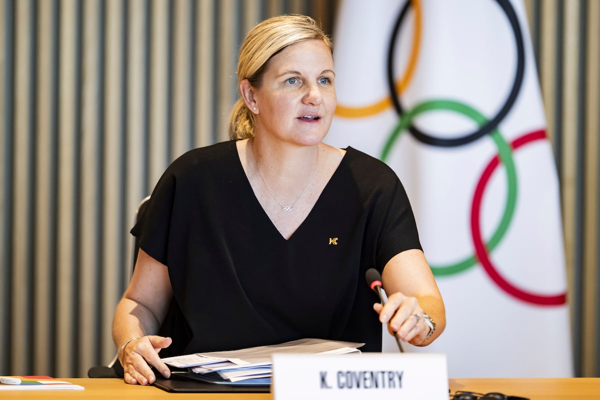 Le président du CIO, Coventry, pause 2036 Olympics Hosting Contest