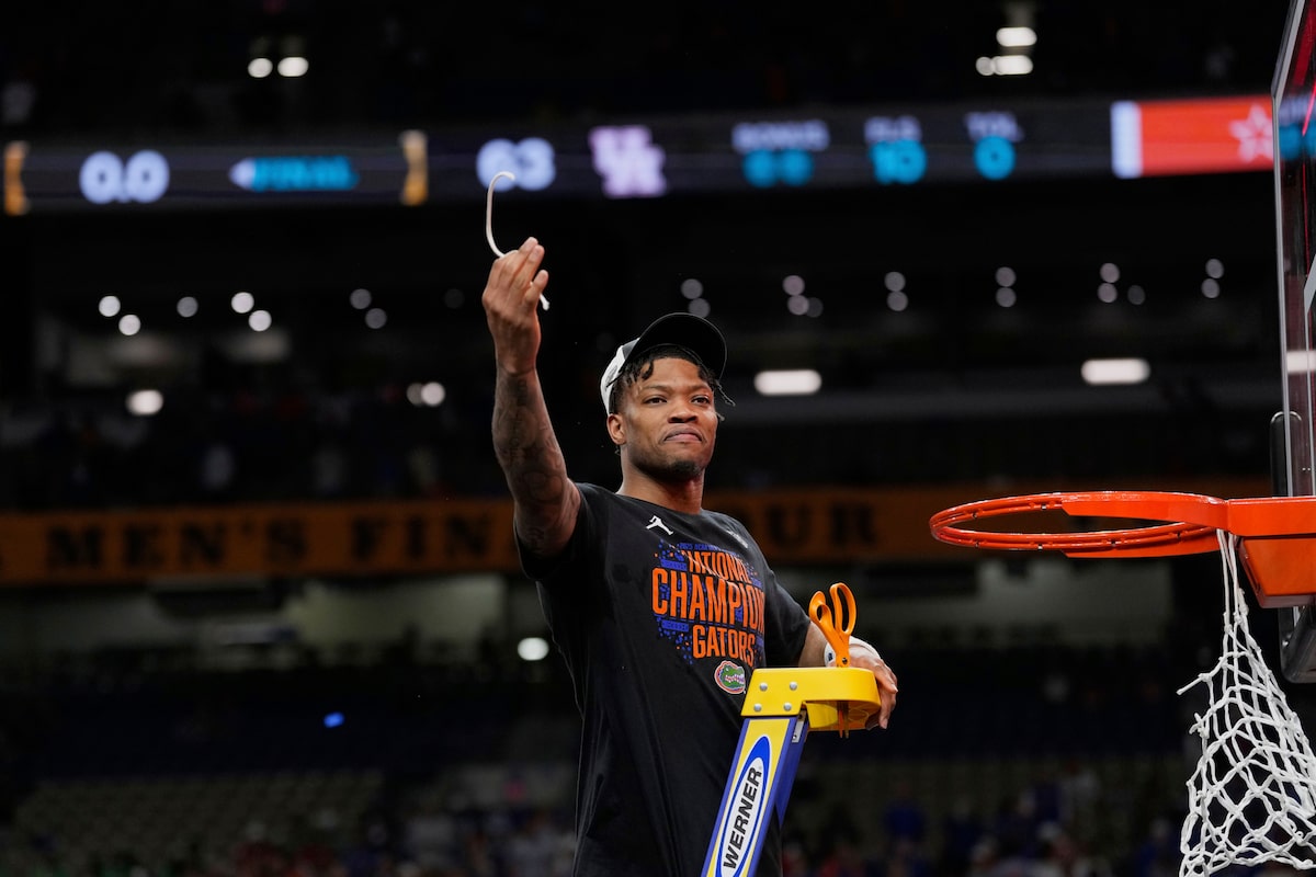Les Raptors de Toronto choisissent la garde Alijah Martin au deuxième tour du repêchage de la NBA